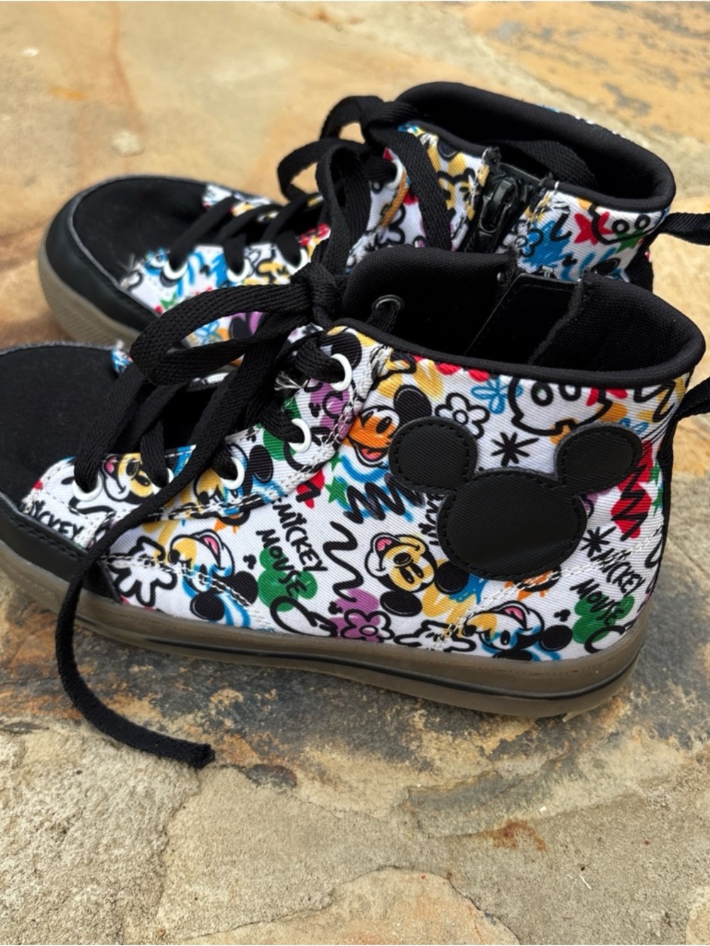 Kids Disney Mickey Mouse Multicolor High-Top Sneakers Size 2